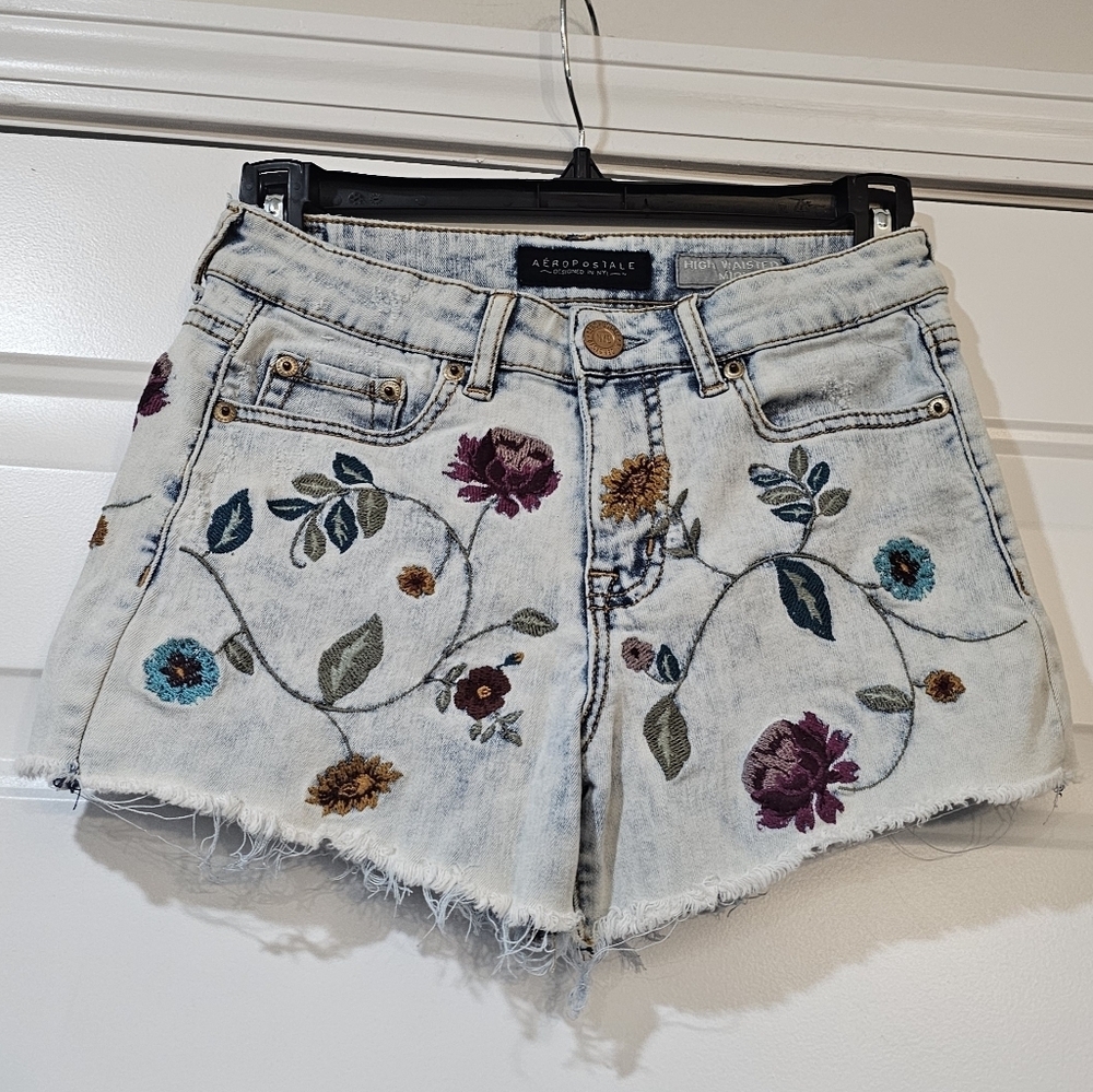 Aeropostale Embroided Floral Distressed Denim Shorts Size 0